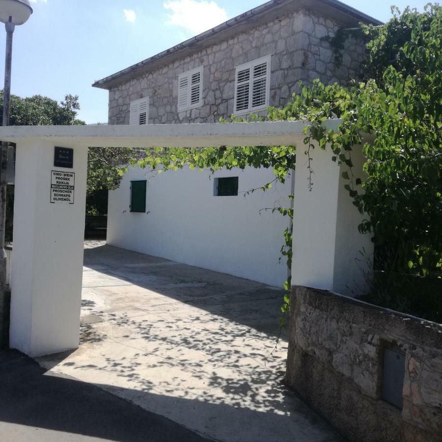Ferienwohnung Apartman Stipe Jelsa  Exterior foto
