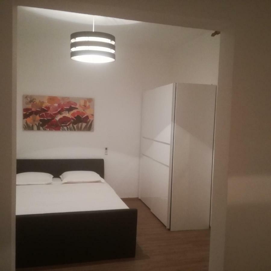 Ferienwohnung Apartman Stipe Jelsa  Exterior foto